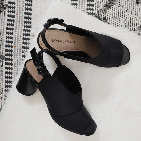 donald pliner sizing